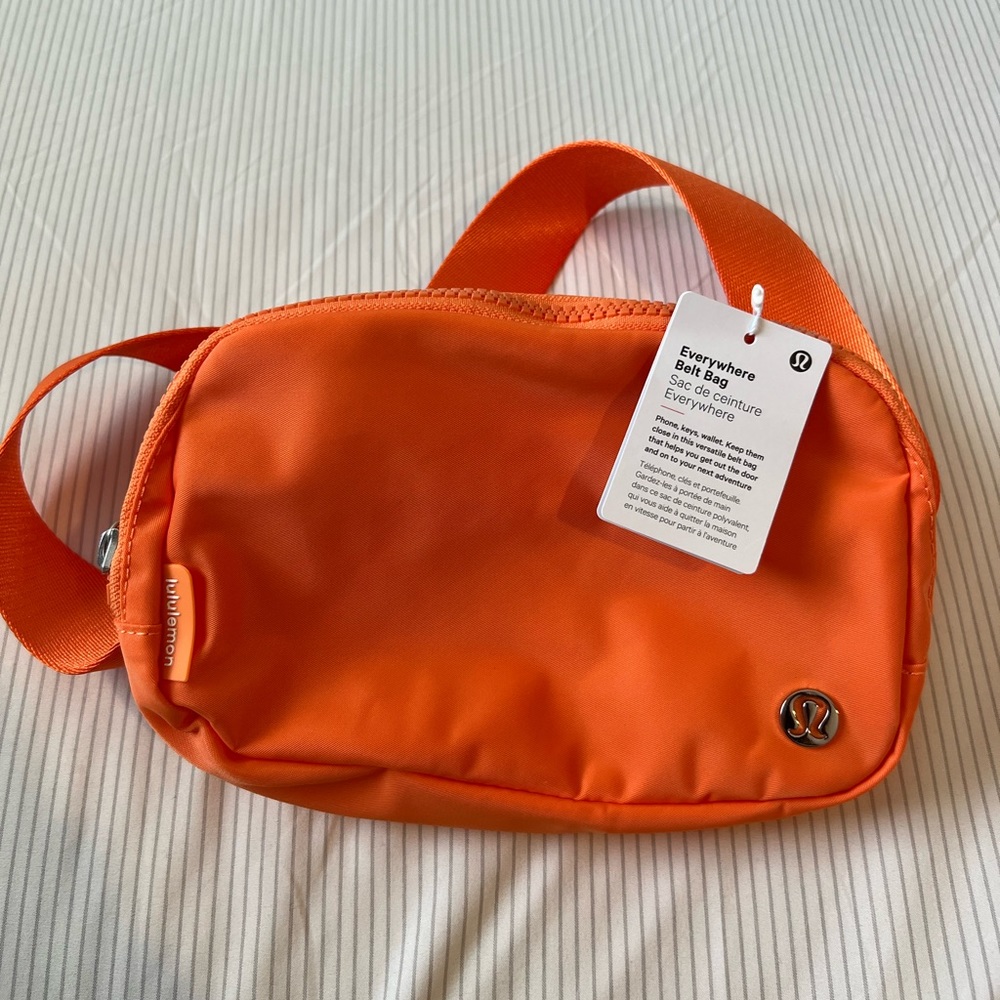 nwt lululemon everywhere belt bag orange frappe